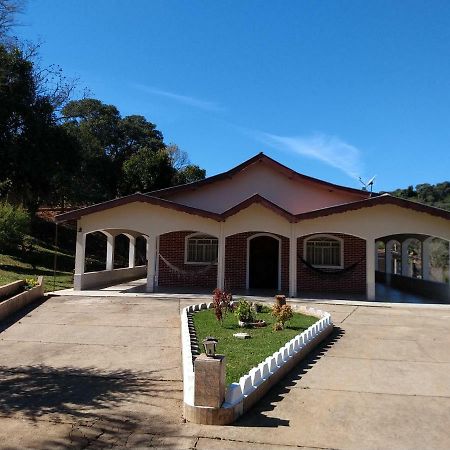 Sitio Dos Rodrigues Villa Lindóia Exterior foto